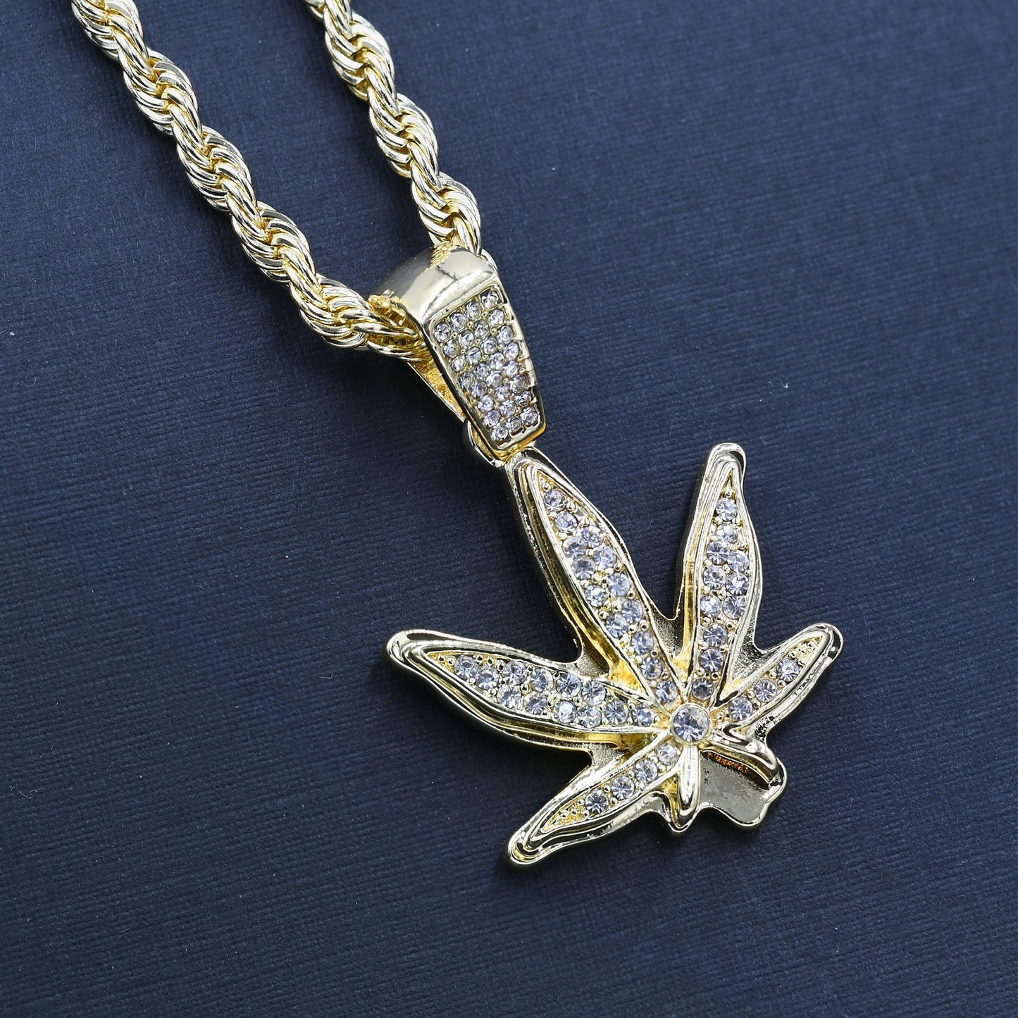 MARIJUANA LEAF CHAIN AND CHARM