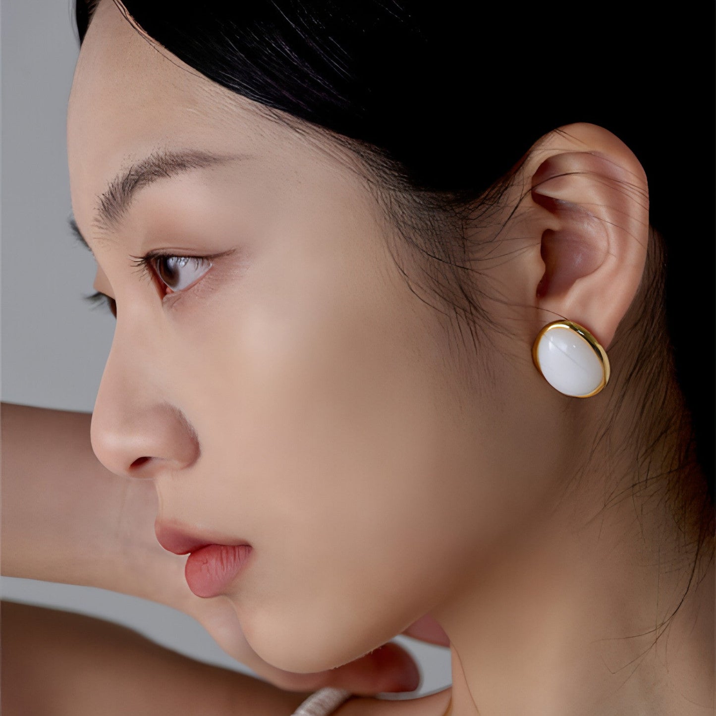 LuxeJewels™ BloomAura Moissanite Earrings
