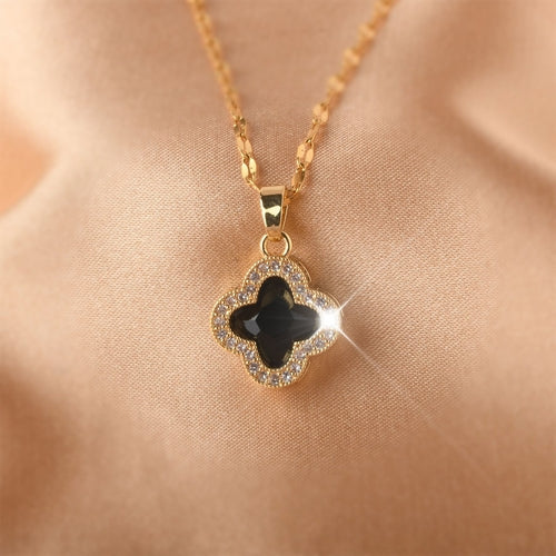 Simple Flower Shape Pendant Necklace Inlaid Shiny Zircon 18K Gold
